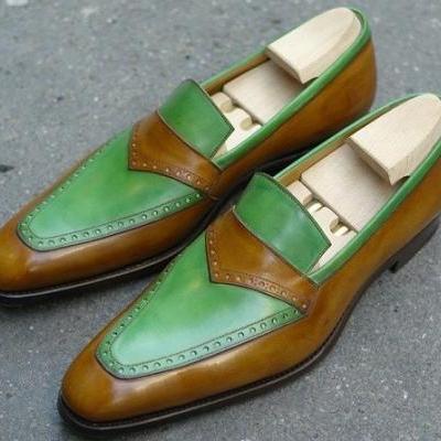 NEW Handmade Men Fashion style Two tone shoes, Men green color and brown moccasi